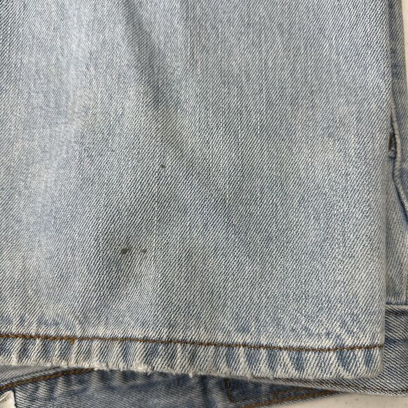 Levi’s 505 Regular Fit Straight Leg 40”x30” Light‎ Wash Jeans - Picture 6 of 10
